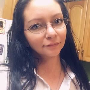 Meet your Posher, Teresa